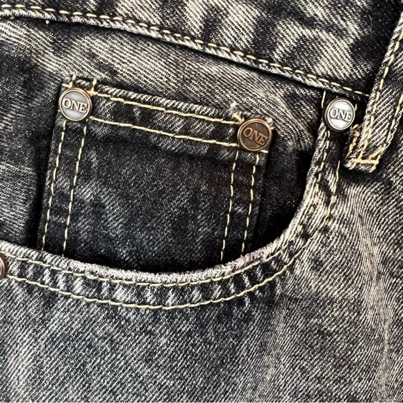 One Teaspoon Awesome Baggies Jeans - Picture 8 of 11